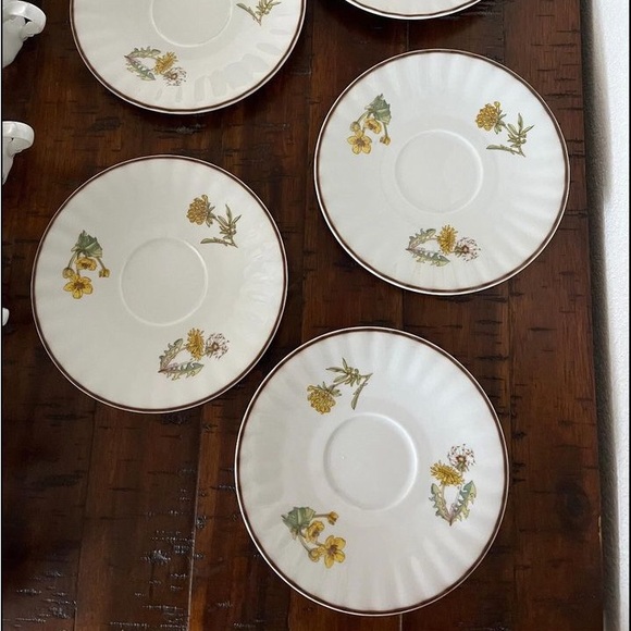 Vintage Kronester Bavaria 1970's Floral Tea Cups and Saucers Set - Picture 8 of 10